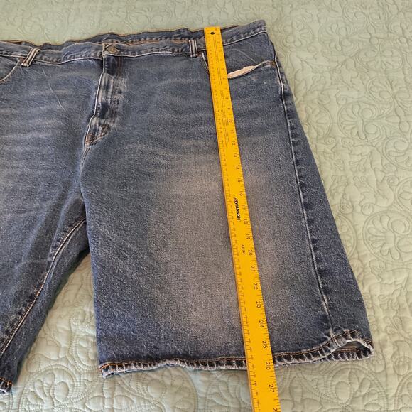 Levis Mens 569 Loose Straight Fit Shorts Denim Medium Wash W48 - Picture 9 of 13